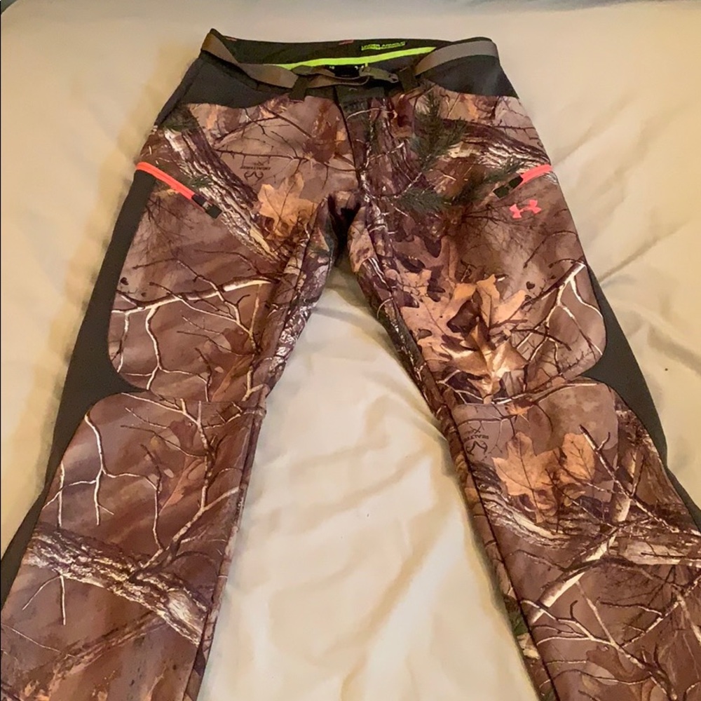 Women’s Under Armor Hunting Pants